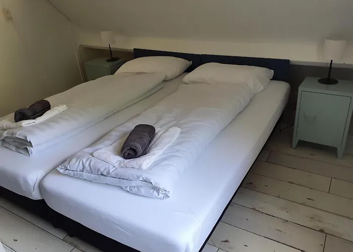 House Bosrand - 2 Km From The *