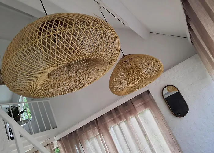 Сasa de vacaciones House Bosrand - 2 Km From The